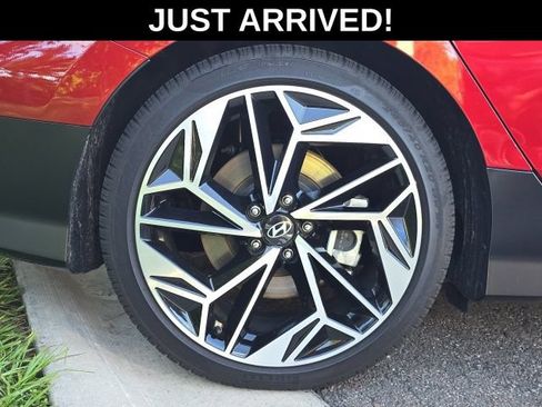 Used 2025 Hyundai Ioniq 6 SEL RWD image 5