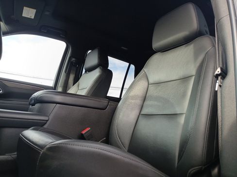 Used 2021 Chevrolet Tahoe Z71 w/ Z71 Off-Road Package image 15