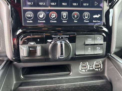 Used 2021 RAM 1500 Big Horn AWD/4WD image 25