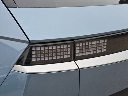 New 2026 Hyundai Ioniq 5 SE image 32