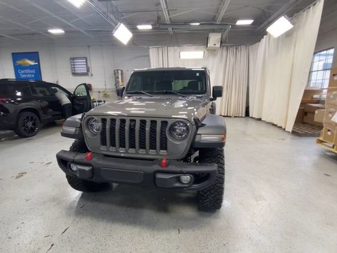 Used 2022 Jeep Wrangler Unlimited Rubicon w/ Steel Bumper Group AWD/4WD image 9