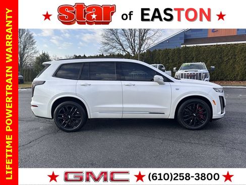 Used 2022 Cadillac XT6 Sport image 3