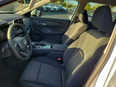 New 2026 Nissan Rogue SV image 7