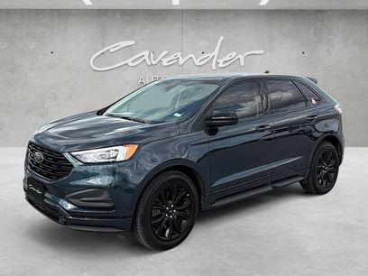 Used 2024 Ford Edge SE w/ Black Appearance Package
