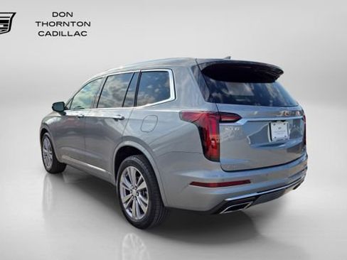 Used 2024 Cadillac XT6 Premium Luxury AWD/4WD image 3