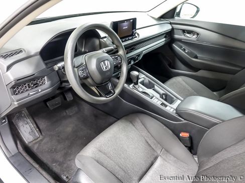 Used 2023 Honda Accord LX image 11