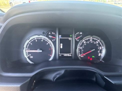 Used 2024 Toyota 4Runner Limited image 32