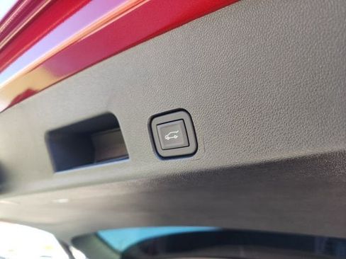 New 2026 Chevrolet Traverse LT w/ Driver Confidence Package image 24