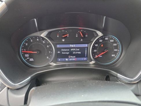 Used 2020 Chevrolet Equinox Premier image 15