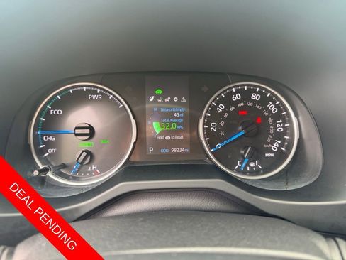 Used 2022 Toyota RAV4 LE AWD/4WD image 14