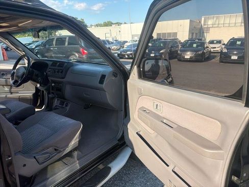 Used 2000 Nissan Xterra XE RWD image 20