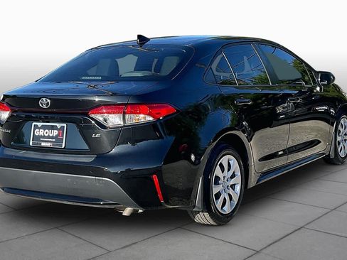 Used 2022 Toyota Corolla LE FWD image 13