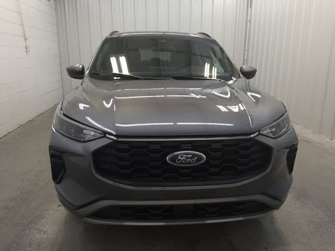 Used 2024 Ford Escape ST-Line w/ Tech Pack #1 FWD image 14