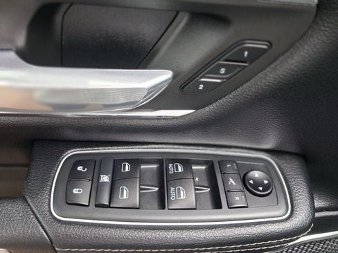 Used 2020 RAM 1500 Laramie AWD/4WD image 14