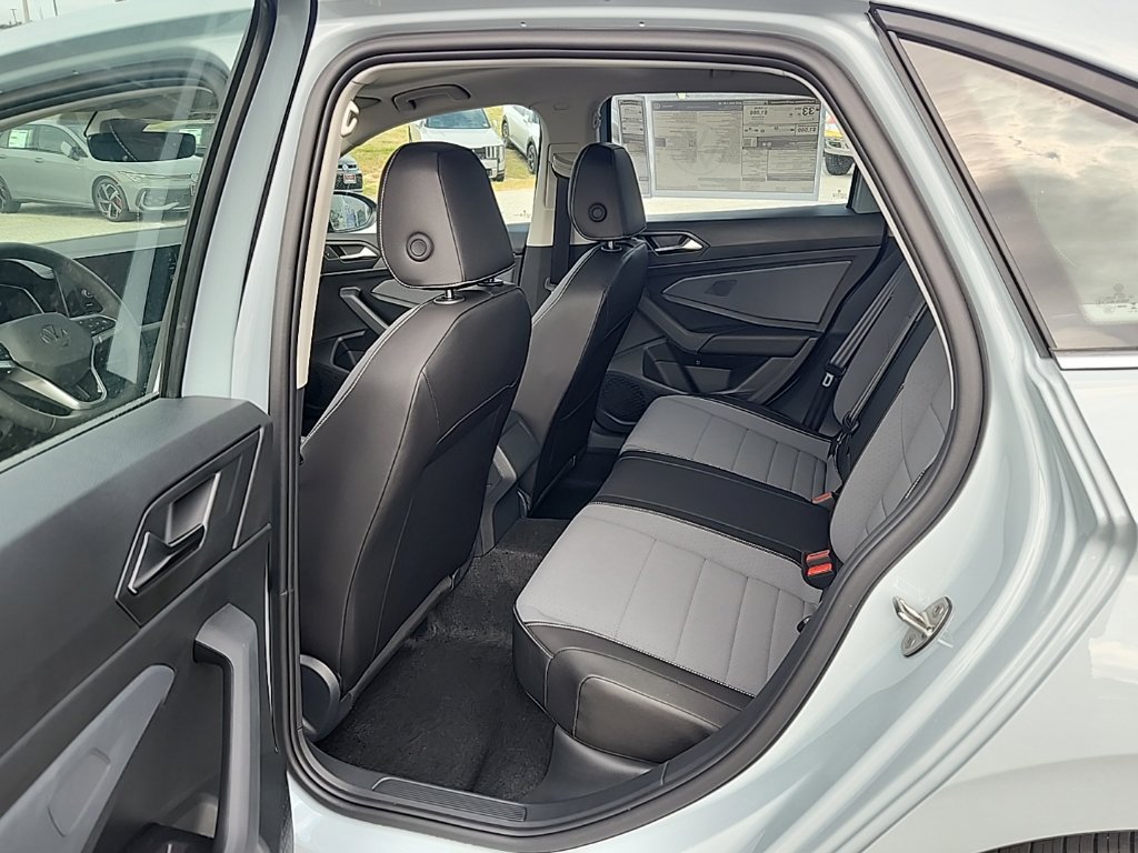 New 2026 Volkswagen Jetta SE FWD image 10