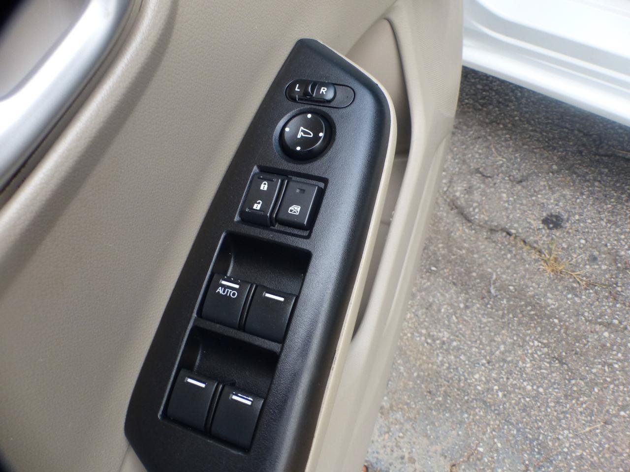 Used 2013 Honda Civic EX-L image 19