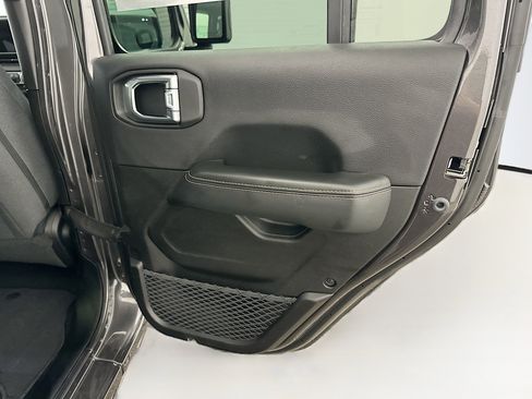 Used 2025 Jeep Wrangler Sahara w/ Safety Group image 30