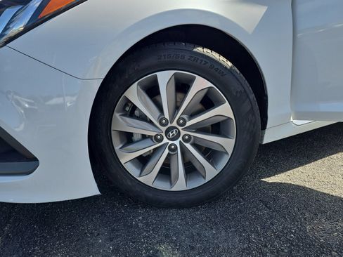 Used 2015 Hyundai Sonata Sport w/ Option Group 04 FWD image 26