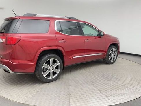 Used 2019 GMC Acadia Denali w/ Technology Package image 2