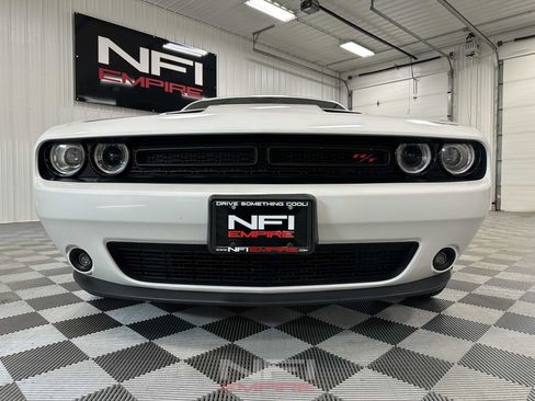Used 2016 Dodge Challenger R/T RWD image 14