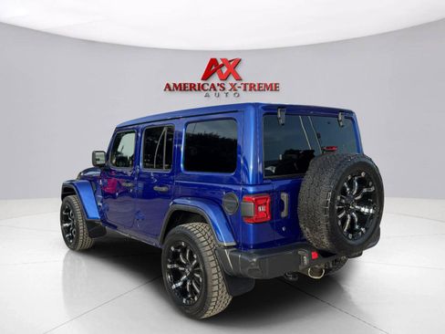 Used 2019 Jeep Wrangler Unlimited Sahara AWD/4WD image 4