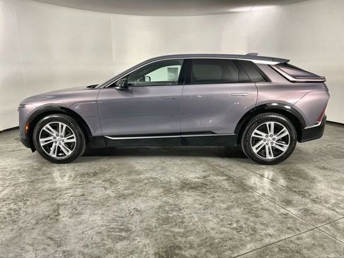 Certified 2024 Cadillac Lyriq Tech image 5