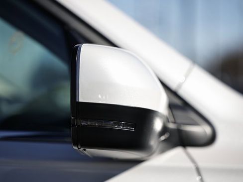 Certified 2025 Honda Pilot EX-L image 10