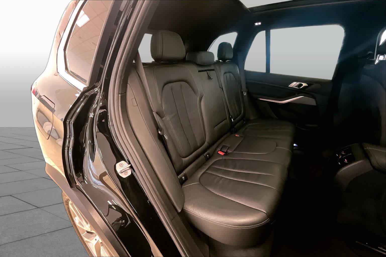 Used 2019 BMW X5 xDrive40i AWD/4WD image 19