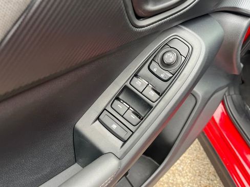 Certified 2025 Subaru Crosstrek 2.5i Premium image 12