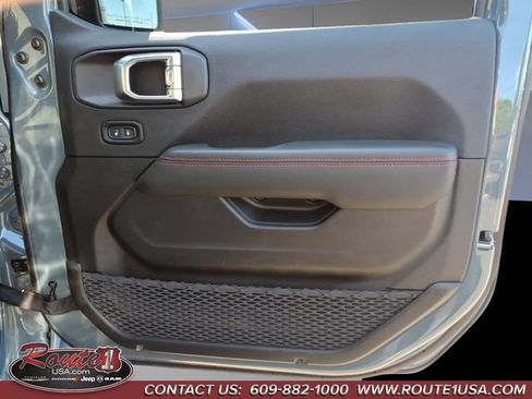 Used 2026 Jeep Wrangler Unlimited Rubicon AWD/4WD image 31