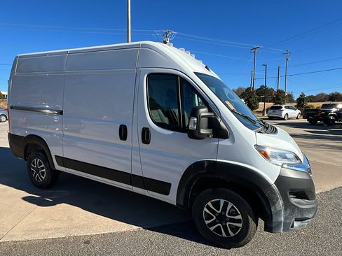 Used 2025 RAM ProMaster 1500 w/ Quick Order Package 22G SLT image 5
