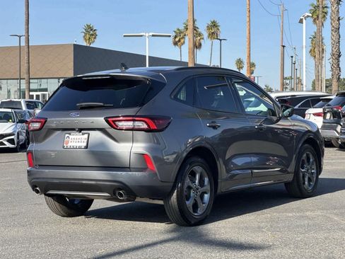 Used 2024 Ford Escape ST-Line image 6