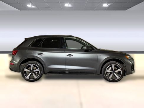 Certified 2023 Audi Q5 2.0T Premium Plus w/ Premium Plus Package image 8