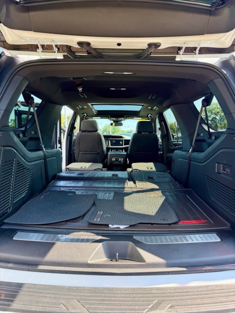 Certified 2024 GMC Yukon XL Denali AWD/4WD image 39