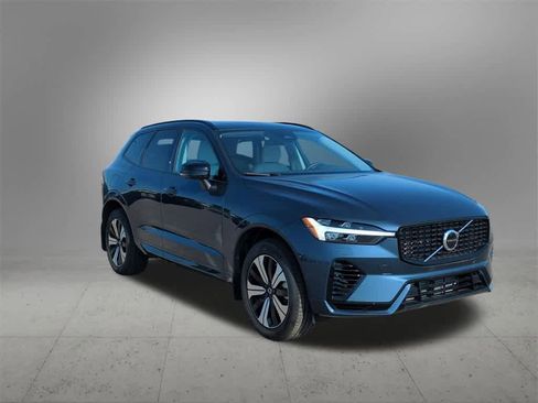 Used 2025 Volvo XC60 T8 Core w/ Protection Package Premier image 8