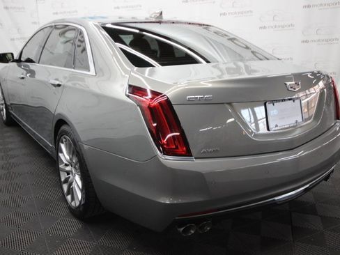 Used 2018 Cadillac CT6 3.6 AWD image 3
