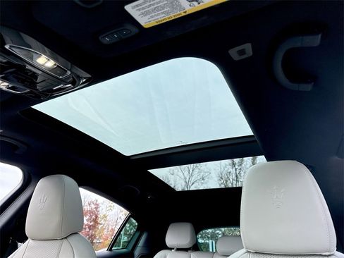 Used 2023 Maserati Grecale Modena image 26