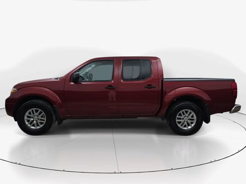Used 2020 Nissan Frontier SV RWD image 7