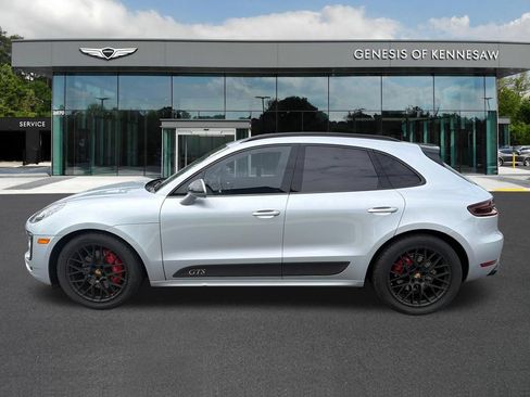 Used 2018 Porsche Macan GTS AWD/4WD image 4
