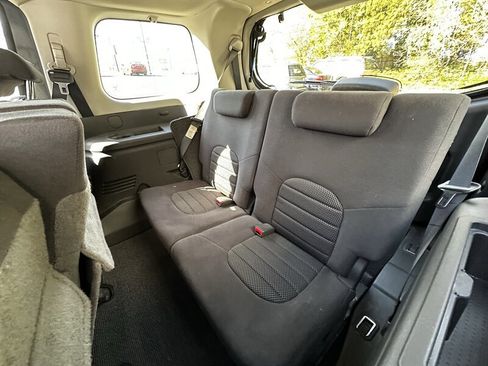 Used 2008 Nissan Pathfinder SE image 12