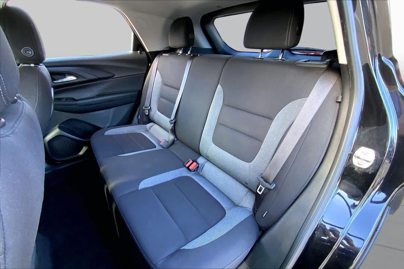 Used 2025 Chevrolet TrailBlazer LT FWD image 20