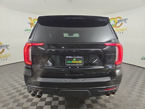Used 2024 GMC Yukon Denali image 7