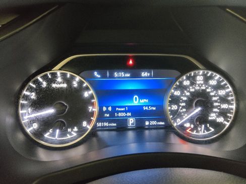 Used 2023 Nissan Murano SV AWD/4WD image 23