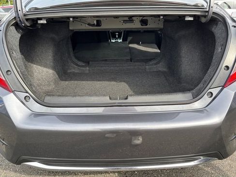 Used 2021 Honda Civic EX image 29