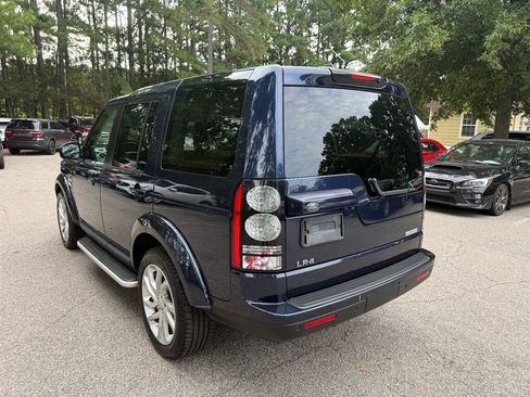 Used 2016 Land Rover LR4 HSE LUX AWD/4WD image 9