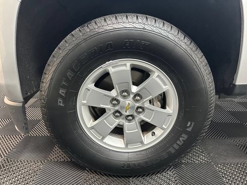 Used 2020 Chevrolet Colorado W/T w/ WT Convenience Package AWD/4WD image 33