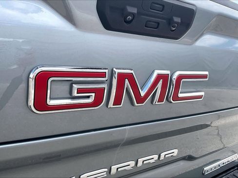 Used 2024 GMC Sierra 1500 Elevation AWD/4WD image 28