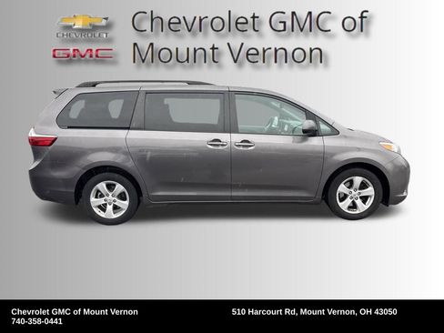 Used 2015 Toyota Sienna LE image 6