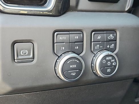 Used 2024 GMC Sierra 2500 Denali w/ Technology Package image 22