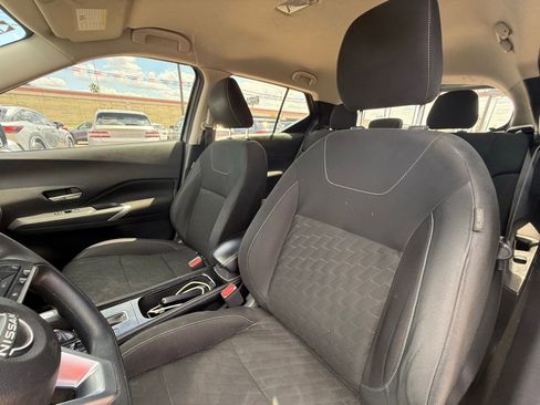 Used 2023 Nissan Kicks SV FWD image 10